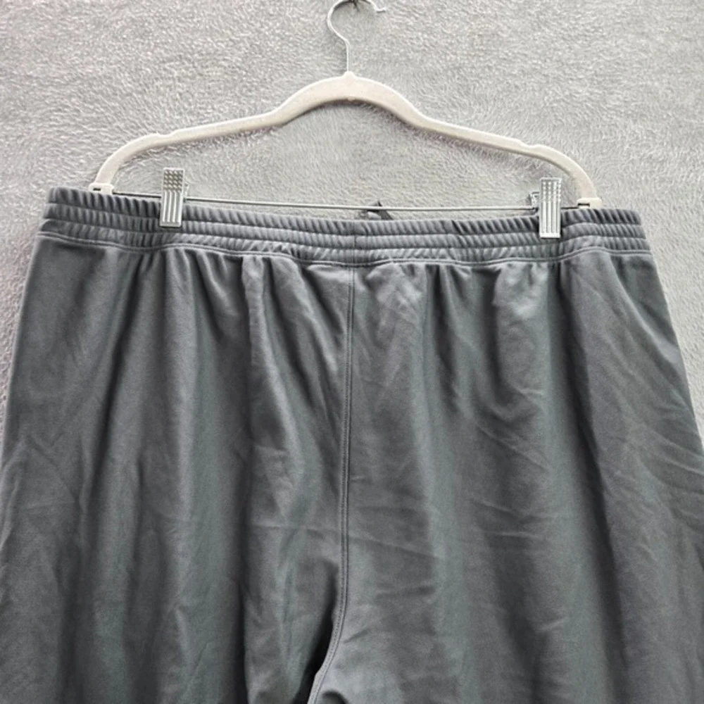 Under Armour Men Activewear Track Pants 2XL Gray Colorblock‎ Fitted Drawstring